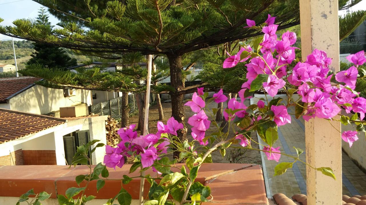 Ifioridisicilia Bed and Breakfast Campofelice Di Roccella Buitenkant foto